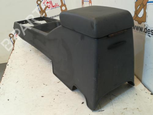 Armrest / Center console NISSAN TERRANO II (R20) 2.7 TDi 4WD | BP20757088I20 