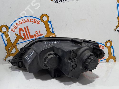 Right headlight KIA SORENTO I (JC) 2.5 CRDi 4WD | BP20771711C29 