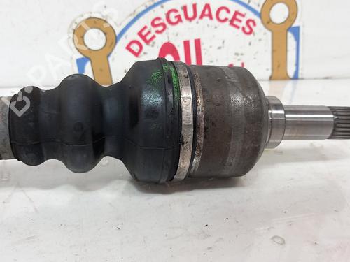 Left front driveshaft PEUGEOT 206 Hatchback (2A/C) 2.0 HDI 90 | BP20770173M38 