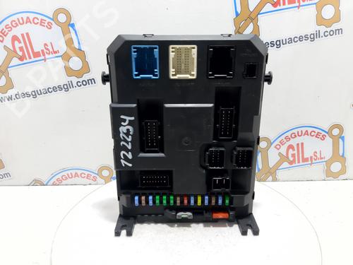 Used Fuse box CITROËN C3 Picasso (SH_) 1.6 HDI 90 (92 hp) 20744427