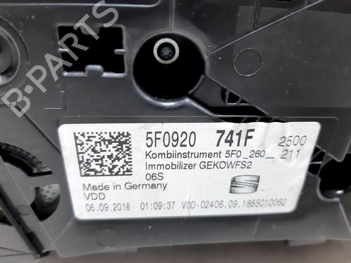Instrument cluster SEAT LEON ST (5F8)  | BP20742263C47 