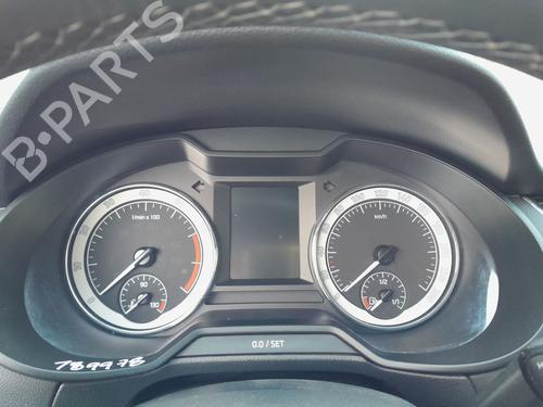 Cockpit SKODA OCTAVIA III (5E3, NL3, NR3) 1.0 TSI (115 hp) 30105381