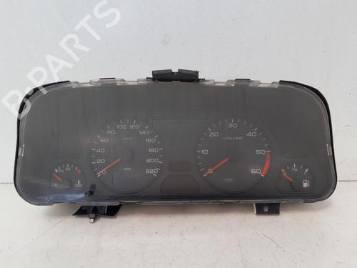 Used Instrument cluster PEUGEOT 306 Break (7E, N3, N5) 1.9 TD (90 hp) 30905860