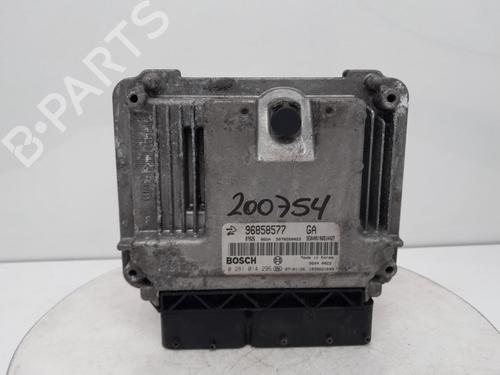 Used Engine control unit (ECU) OPEL ANTARA A (L07) [2006-2017]  31043817
