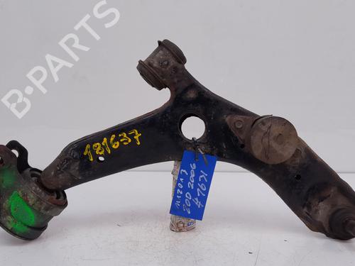 Used Right front suspension arm MAZDA 3 Saloon (BK) 2.0 MZR-CD (BK12) (143 hp) 25333761