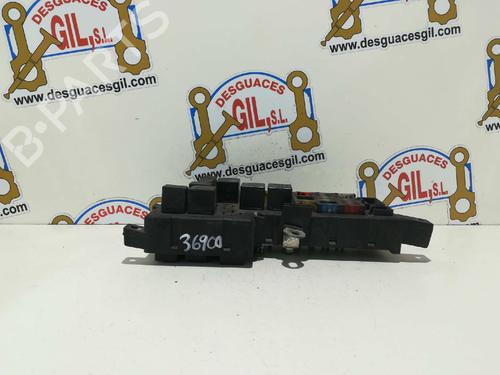 Used Fuse box VOLVO S80 I (184) 2.4 (140 hp) 20796540
