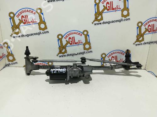 Used Front wiper motor BMW 1 (E87) 118 d (143 hp) 20785339