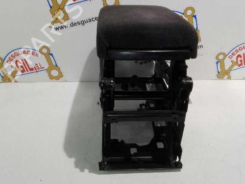 Used Armrest / Center console VW PASSAT B5.5 (3B3) 1.9 TDI (101 hp) 20777110