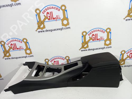 Used Armrest / Center console BMW 3 (E90) 320 d (177 hp) 20813878