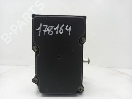 Used ABS pump RENAULT CLIO III (BR0/1, CR0/1) [2005-2014]  23504053