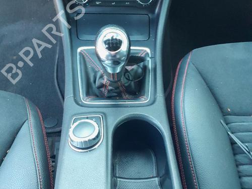 Middle console MERCEDES-BENZ A-CLASS (W176) A 200 (176.043) | BP30279517I22