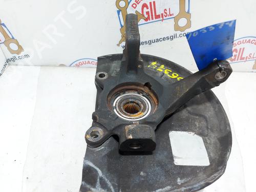 Used Right front steering knuckle VOLVO S40 I (644) 1.6 (109 hp) 20737607