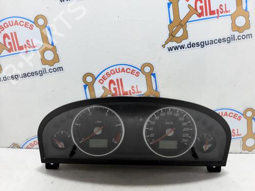 Used Instrument cluster FORD MONDEO III Turnier (BWY) 2.0 TDCi (130 hp) 20737787
