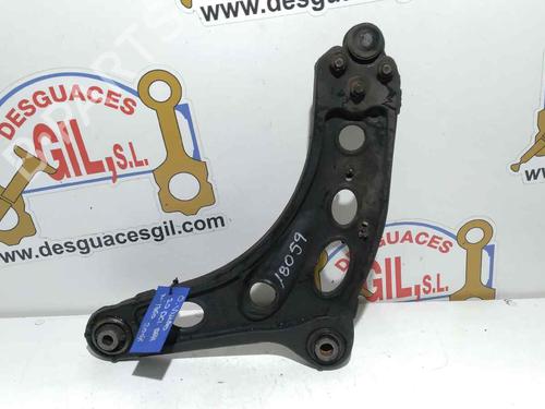 Used Right front suspension arm OPEL VIVARO A Van (X83) [2001-2015]  21829454