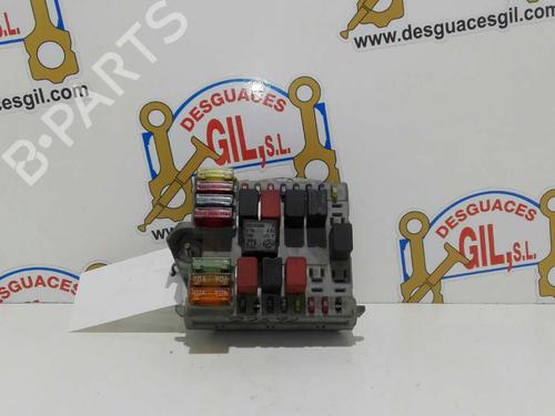 Used Fuse box FIAT PUNTO (188_) 1.2 16V 80 (188.233, .235, .253, .255, .333, .353, .639,... (80 hp) 20790594