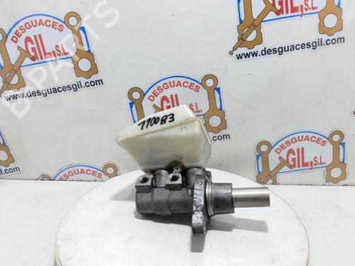Used Brake master cylinder PEUGEOT 5008 (0U_, 0E_) 1.6 HDi (112 hp) 20739445