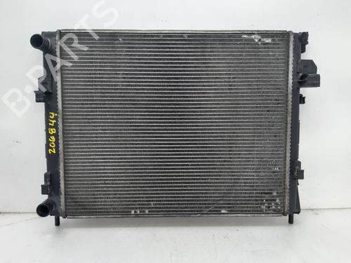 Used Water radiator Water radiator OPEL VIVARO A Bus (X83) [2001-2015] 39596722 39596722