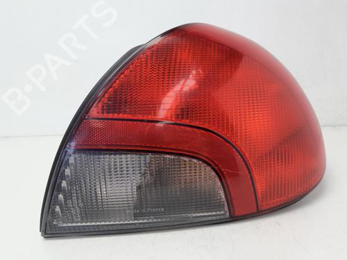 Used Right taillight FORD MONDEO II Saloon (BFP) 1.8 TD (90 hp) 27596387