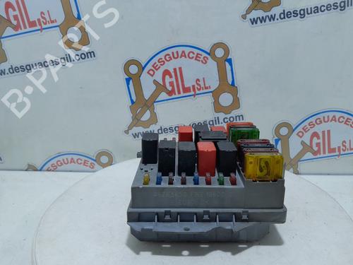 Used Fuse box FIAT PUNTO (188_) 1.2 16V 80 (188.233, .235, .253, .255, .333, .353, .639,... (80 hp) 20769282
