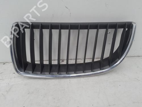 Gitter für BMW 3 (E90) 318 d (122 hp) 31072302