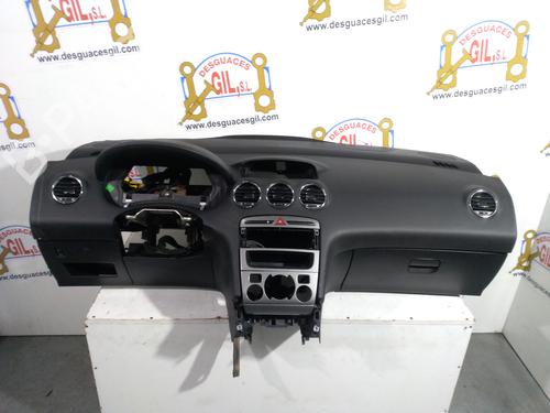 Used Dashboard PEUGEOT 308 I (4A_, 4C_) [2007-2016]  20742842