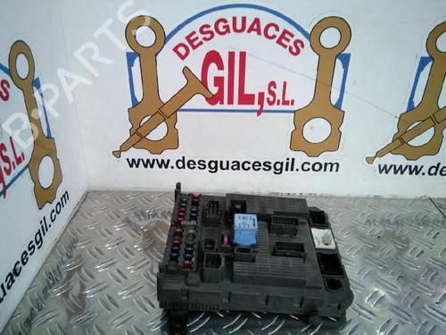 Fuse box CITROËN C5 I (DC_) 2.2 HDi (DC4HXB, DC4HXE) | BP20778982E1 