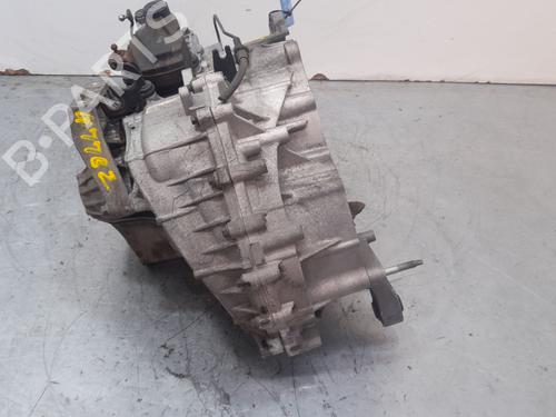 Used Gearbox VOLVO V60 I (155) D3 / D4 (163 hp) 29906544