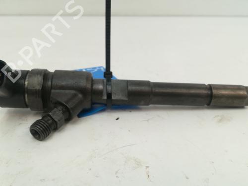 Inyector Inyector FIAT GRANDE PUNTO (199_) 1.2 (65 hp) 35965570 35965570