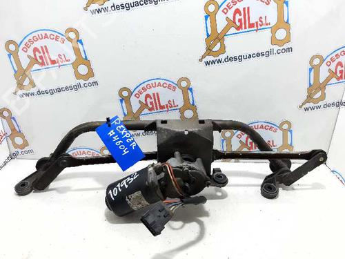 Used Front wiper motor PEUGEOT EXPERT (224_) 1.9 D (70 hp) 20736449