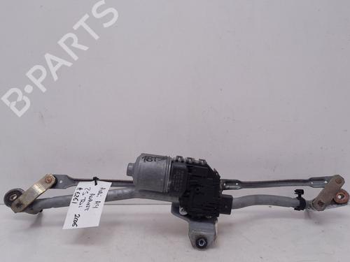 Used Front wiper motor AUDI A4 B7 Avant (8ED) [2004-2008]  25378254