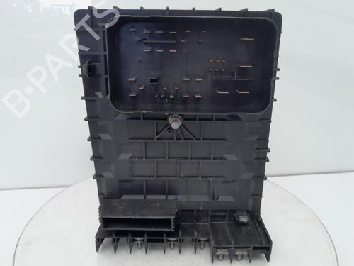 Zekeringkast AUDI A3 (8P1) [2003-2013]  28196162