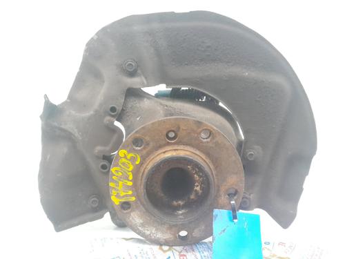 Used Left front steering knuckle BMW 5 Touring (E61) 525 d (177 hp) 23226360