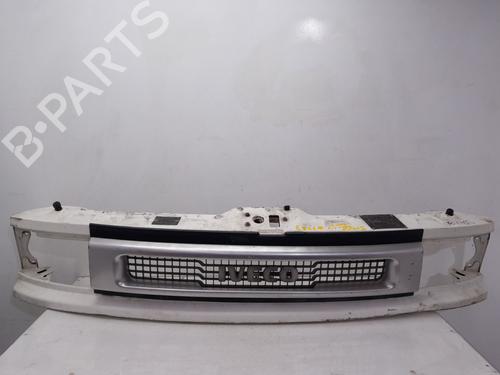 Pannello frontale IVECO DAILY III Platform/Chassis 35 S 11,35 C 11 (A2FC13AA, A6FBU4AB, A2NB14A1, A2ND13A1,... 184465 |