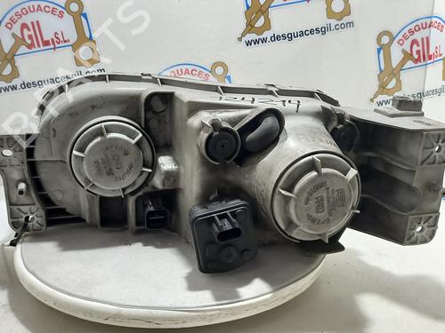 Right headlight HYUNDAI COUPE I (RD) 1.6 16V | BP20805697C29 