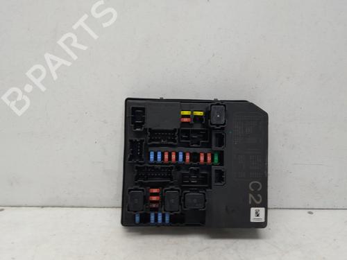 Boîte à Fusibles NISSAN JUKE (F15) 1.5 dCi (110 hp) 25494355