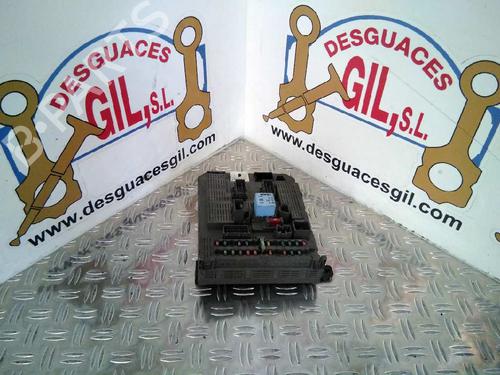 Fuse box CITROËN C5 I (DC_) 2.2 HDi (DC4HXB, DC4HXE) | BP20778982E1 