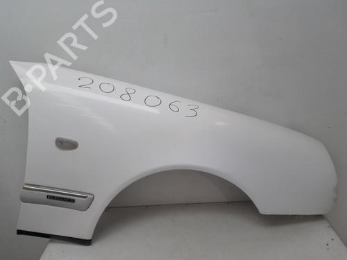 Used Right front fenders Right front fenders 37466006 37466006