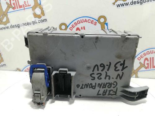 Fuse box FIAT GRANDE PUNTO (199_) 1.3 D Multijet | BP20729260E1 