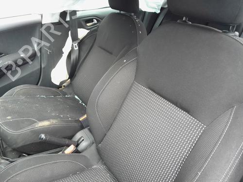 Left front seat PEUGEOT 208 I (CA_, CC_) 1.6 BlueHDi 100 | BP21589477C15 
