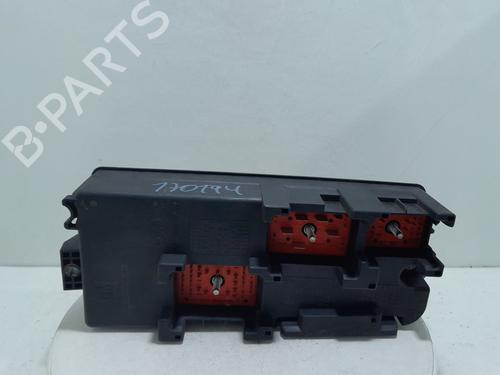Fuse box OPEL VECTRA C GTS (Z02) 1.9 CDTI (F68) | BP21267092E1 