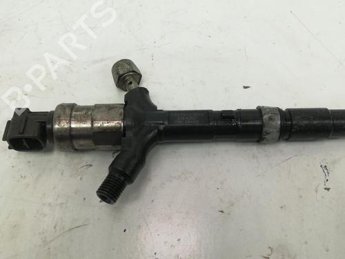 Used Injector Injector TOYOTA PREVIA II (_R3_) 2.0 D-4D (CLR30_, CLR30R) (116 hp) 33885729 33885729