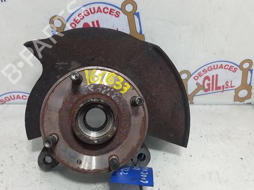 Used Right front steering knuckle CHEVROLET EPICA (KL1_) 2.0 D (150 hp) 20767697