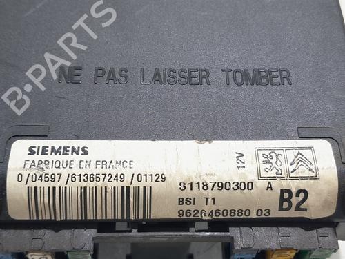 Fuse box PEUGEOT 206 Hatchback (2A/C) 2.0 HDI 90 | BP21267085E1 