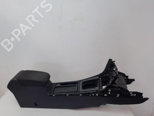 Used Middle console VW GOLF VII (5G1, BQ1, BE1, BE2) [2012-2021]  27614273
