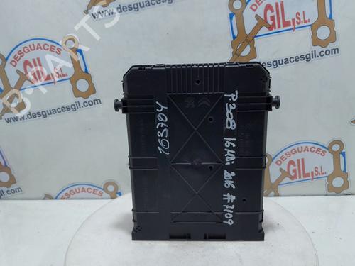 Fuse box PEUGEOT 308 II (LB_, LP_, LW_, LH_, L3_)  | BP20769107E1 