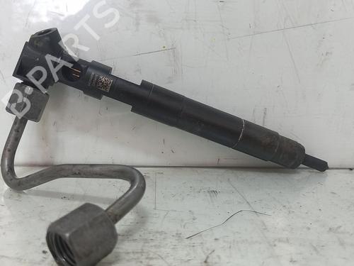 Used Injector Injector MERCEDES-BENZ C-CLASS (W205) C 250 BlueTEC / d (205.008, 205.006) (204 hp) 35965449 35965449