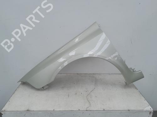 Used Left front fenders RENAULT LAGUNA II (BG0/1_) [2001-2007]  31036967