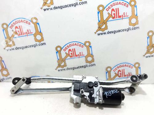 Used Front wiper motor BMW 1 Coupe (E82) 120 d (177 hp) 20736818
