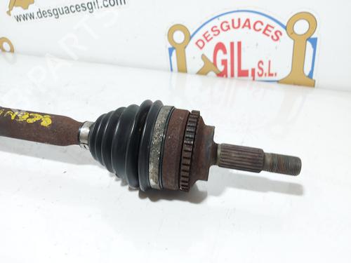 Arbre de transmission avant gauche RENAULT SCÉNIC I MPV (JA0/1_, FA0_) 1.6 (JA00, JA16, JA15, JA19, JA1V, JA2B, JA2C, JA0B,... | BP20741220M38 