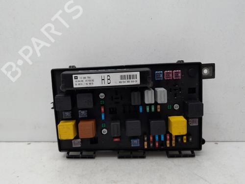 Sikringsdåse OPEL ASTRA H (A04) 1.7 CDTI (L48) (100 hp) 23951256